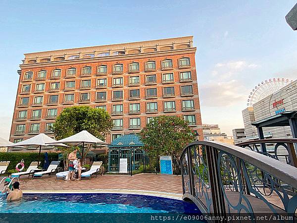 甜蜜CD加入住台北維多利亞酒店時尚豪華客房.泳池.健身房等設施 (9).jpg