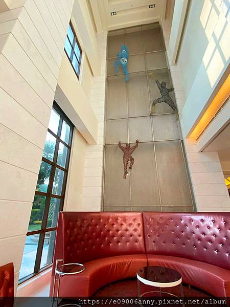 甜蜜CD加入住台北維多利亞酒店時尚豪華客房.泳池.健身房等設施 (15).jpg