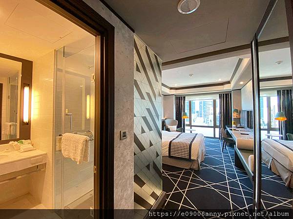 甜蜜CD加入住台北維多利亞酒店時尚豪華客房.泳池.健身房等設施 (32).jpg