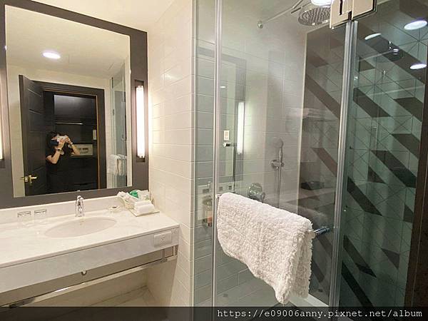 甜蜜CD加入住台北維多利亞酒店時尚豪華客房.泳池.健身房等設施 (41).jpg