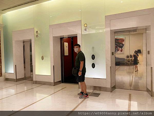 甜蜜CD加入住台北維多利亞酒店時尚豪華客房.泳池.健身房等設施 (56).jpg