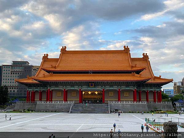 甜蜜CD家去看人間條件七舞台劇 (4).jpg