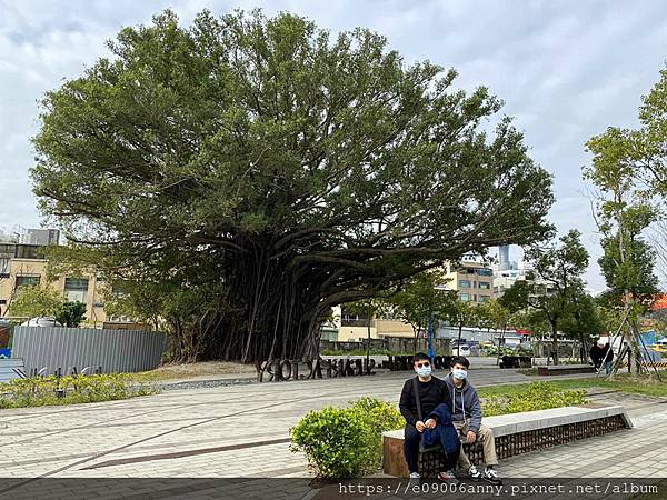 11201甜蜜CD家在台中車站周邊.湧泉公園 (18).jpg