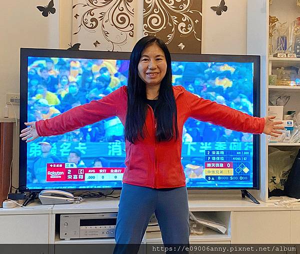 開箱65吋4K智能OVO大電視 (7).jpg