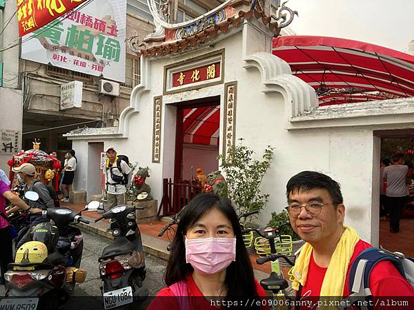 1120422甜蜜CD家跟著媽祖繞境早上從追分走到南瑤宮 (70).jpg