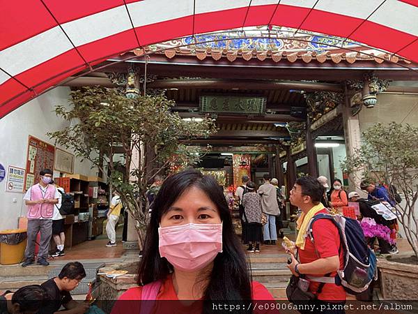 1120422甜蜜CD家跟著媽祖繞境早上從追分走到南瑤宮 (71).jpg