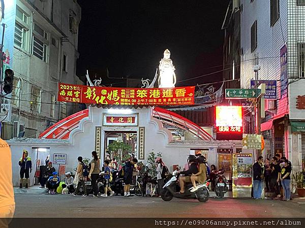 1120422甜蜜CD家跟著媽祖繞境早上從追分走到南瑤宮 (89).jpg
