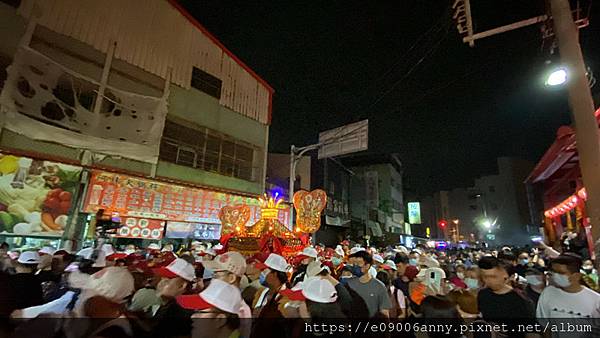 1120422甜蜜CD家跟著媽祖繞境早上從追分走到南瑤宮 (109).jpg