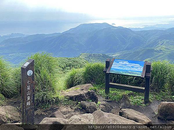 11206甜蜜CD家去七星山小百岳.七星東峰和主峰 (50).jpg