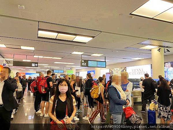DAY2-1維也納機場到飯店Do Step Inn Central介紹.甜蜜CD家奧捷斯匈之旅2023-08-01-08h40m01.jpg