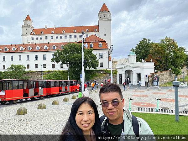 甜蜜CD家奧捷斯匈之旅2023-08-06-12h18m42Day7-2布拉提斯拉瓦(上)城堡區.邁克爾門.jpg