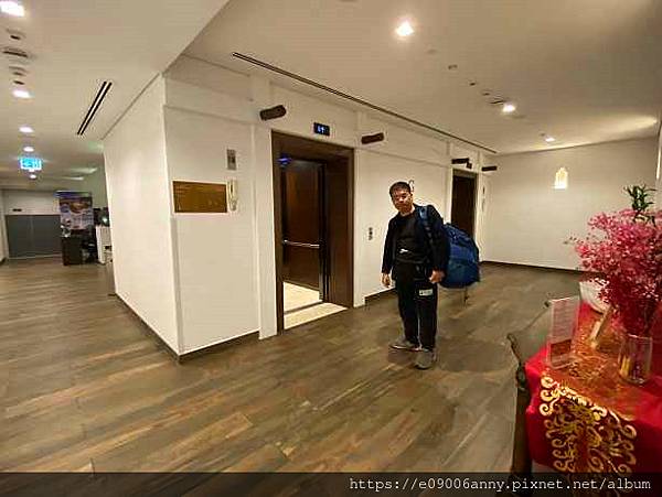 甜蜜CD家杜拜埃及之旅2024-01-25-00h46m39Day1-2吉隆坡搭阿聯酋到杜拜飯店.jpg