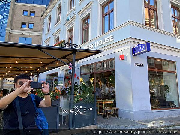 Day7-2甜蜜CD家歐洲7國~拉脫維亞里加老城區（上）中央市場、聖彼得教堂、黑頭宮 (51).jpg