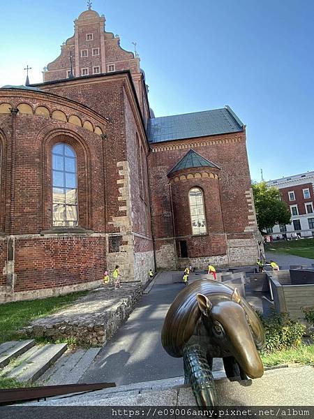 Day7-2甜蜜CD家歐洲7國~拉脫維亞里加老城區（上）中央市場、聖彼得教堂、黑頭宮 (48).jpg