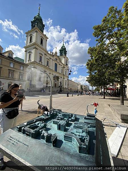 Day10-2甜蜜CD家歐洲7國~波蘭華沙老城區景點（上）GOSPODA餐廳吃波蘭料理、聖十字教堂（蕭邦之心） (35).jpg