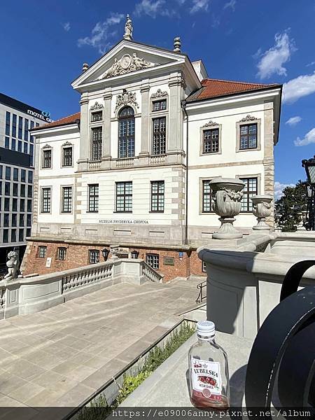 Day10-2甜蜜CD家歐洲7國~波蘭華沙老城區景點（上）GOSPODA餐廳吃波蘭料理、聖十字教堂（蕭邦之心） (56).jpg