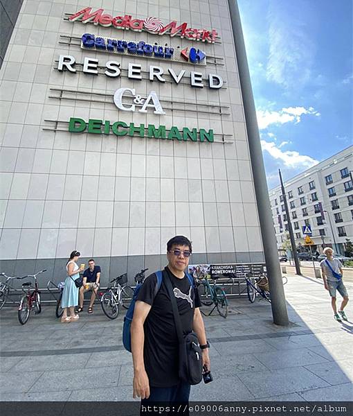 Day11-1甜蜜CD家歐洲7國~波蘭華沙中央車站搭火車到波蘭第二大城克拉克夫，火車簡介 (45).jpg