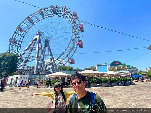 Day14-2甜蜜CD家歐洲7國~奧地利維也納Kaiserwiese公園的遊樂場,搭obb去維也納機場 (29).jpg Day14-2甜蜜CD家歐洲7國~奧地利維也納Kaiserwiese公園的遊樂場,搭obb去維也納機場 (29).jpg