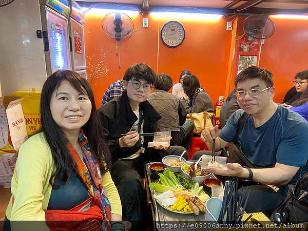 2025甜蜜CD家到河內週末夜市，晚餐和甜點Day6-5 (2).jpg