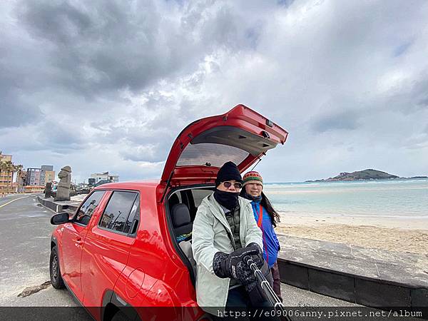 2025甜蜜CD家Day2-1濟州島的美麗海岸「狹才海岸」，海景第一排偽車泊 (1).jpg
