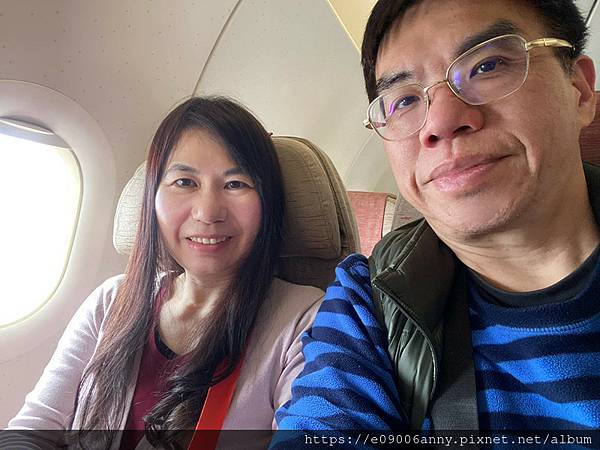 2025甜蜜CD家Day4-2從濟州機場搭韓亞航到首爾金浦機場,濟州機場午餐,在空中看銀白世界的雪景 (39).jpg 2025甜蜜CD家Day4-2從濟州機場搭韓亞航到首爾金浦機場,濟州機場午餐,在空中看銀白世界的雪景 (39).jpg