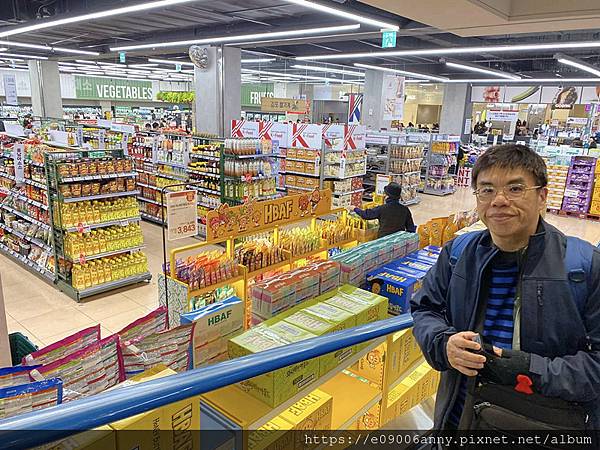 2025甜蜜CD家Day4-3 韓國首爾金浦機場旁樂天購物商場與樂天超市 (11).jpg