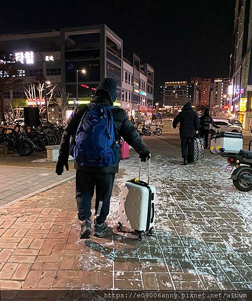 2025甜蜜CD家Day4-3 韓國首爾金浦機場旁樂天購物商場與樂天超市 (39).jpg