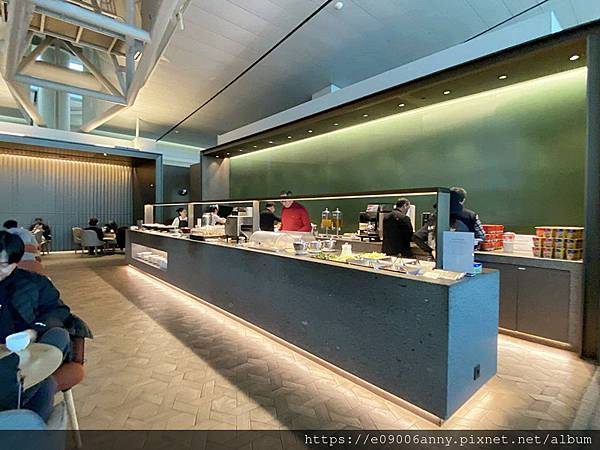 2025甜蜜CD家Day5-1首爾機場韓亞航機場貴賓室，搭乘商務艙專屬的尊貴禮遇 (23).jpg