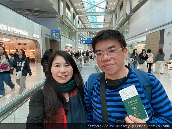 2025甜蜜CD家Day5-1首爾機場韓亞航機場貴賓室，搭乘商務艙專屬的尊貴禮遇 (29).jpg