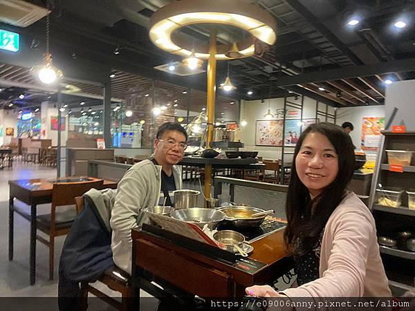 甜蜜CD家Day2-4東大門兩餐年糕火鍋餐廳吃到飽 (22).jpg