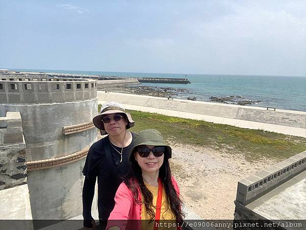 甜蜜CD家Day3-2果葉村灰窯、龍門、林投貝殼教堂…午餐吃「大方牛排」 (2).jpg