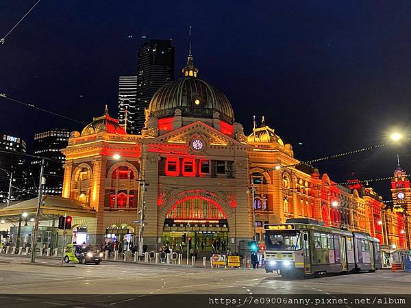 甜蜜CD家澳洲10日遊DAY7-4 夜遊雅拉河、費蓮達車站、聖保羅座堂、墨爾本購物中心11407 (11).jpg