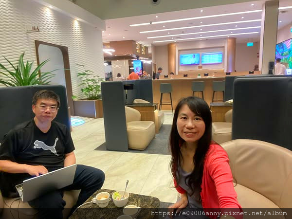 甜蜜CD家澳洲10日遊DAY10-1從墨爾本到新加坡搭「新加坡航空」初體驗 & 樟宜機場夜遊11407 (1).jpg