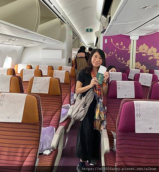 甜蜜CD家巴爾幹半島義大利Day18-4米蘭馬爾彭薩機場遊客超多，安檢通關及托運行李，搭泰國航空到曼谷轉機 (19).jpg