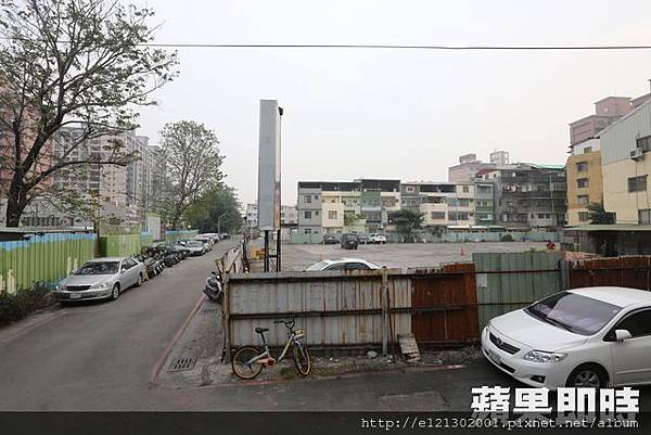 107.1.25歐美建設,近期以3.8億購入高雄科工館旁約709坪土地.jpg 107.1.25歐美建設,近期以3.8億購入高雄科工館旁約709坪土地.jpg