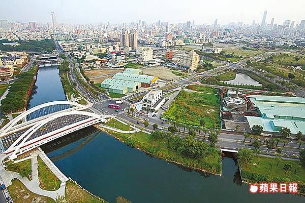 107.8.28三民區中都重劃區391.8坪地釋出,底價1億9691.7萬元.jpg 107.8.28三民區中都重劃區391.8坪地釋出,底價1億9691.7萬元.jpg