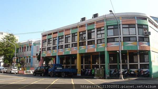 建商高價購地家長驚 我兒子念的幼稚園被賣掉 港澳來台客戶服務專區 置業顧問喬吉拉的房屋銷售日誌 痞客邦