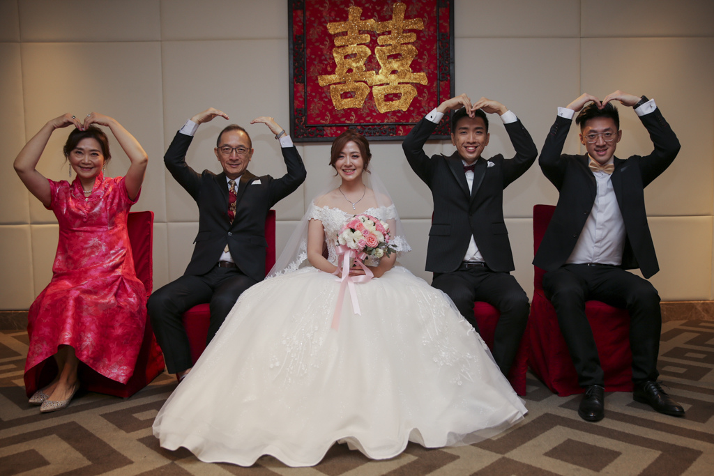 H-(小圖)-合照(男方儀式)-3.JPG H-(小圖)-合照(男方儀式)-3.JPG
