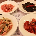有點定食 就會附上四種小菜