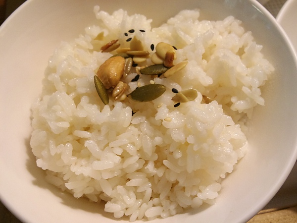 白飯一碗
