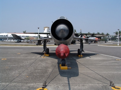 MiG-21F 魚床式戰鬥機 Fishbed MiG-21F 魚床式戰鬥機 Fishbed