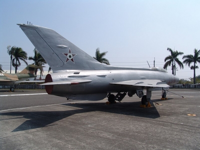 MiG-21F  魚床式戰鬥機     Fishbed