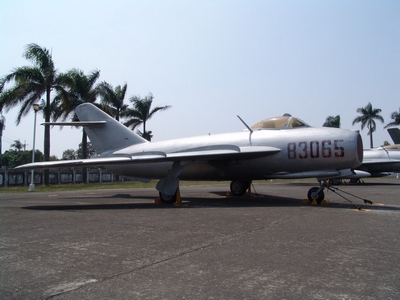 MiG-17  壁畫式戰鬥機    Fresco