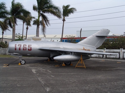 MiG-15 柴把式戰鬥機 　MiG-15   Fagot