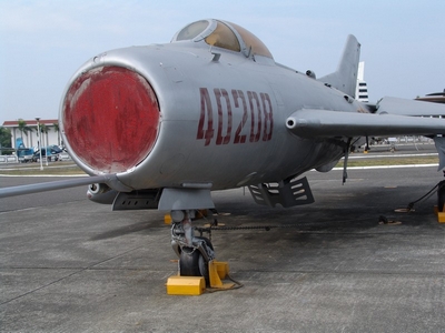 MiG-19 農夫式戰鬥機  Farmer　殲六　J-6