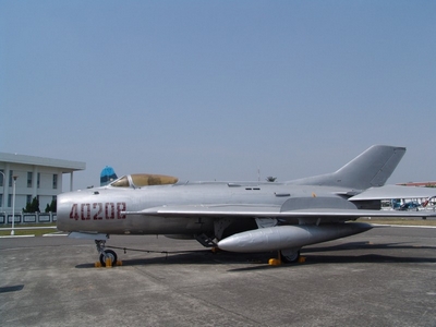 MiG-19 農夫式戰鬥機  Farmer　殲六　J-6