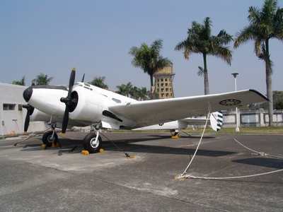 AT-11 教練機 AT-11 教練機