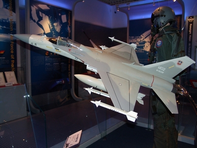F-CK-1 經國號戰鬥機 IDF F-CK-1 經國號戰鬥機 IDF