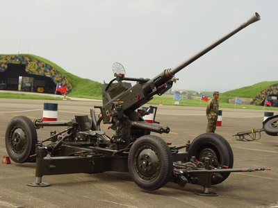 M1型40公厘防空高射砲