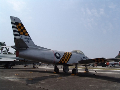 F-86F 軍刀式戰鬥轟炸機 Sabre